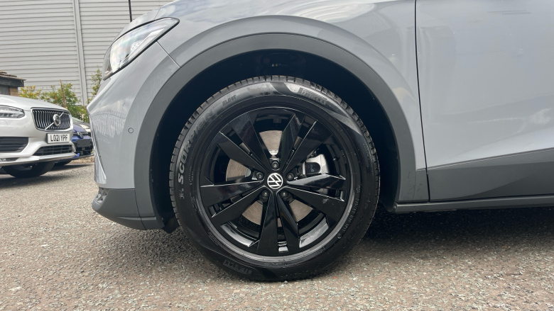 Volkswagen ID.4 210kW Black Edition Pro 77kWh 5dr Auto Electric Estate